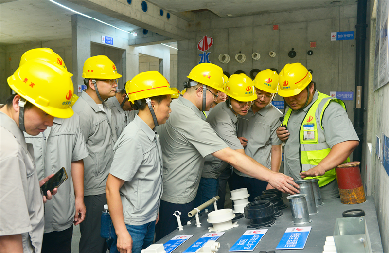 为进一步推进优质客户高效履约，提升交付品质、达成客户满意，2025年6月25日，918搏天堂建设集团在上海组织召开2025年越秀地产、华润置业客户履约推进会。